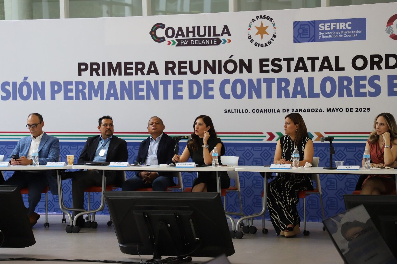 Lee más sobre el artículo PARTICIPAN CONTRALORES MUNICIPALES EN CAPACITACIÓN DE SEFIRC